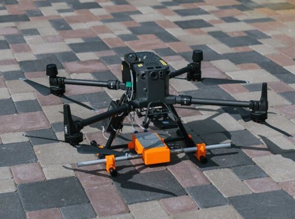 Zond Aero LF GPR controller and dipole antennas